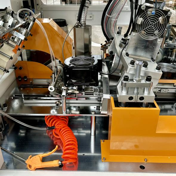 LZ-SC130S/SC150S/SC160S — Smart Servo Paper Cup Machine