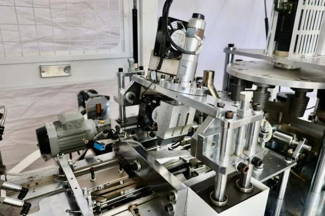 LZ-SC130S/SC150S/SC160S — Smart Servo Paper Cup Machine